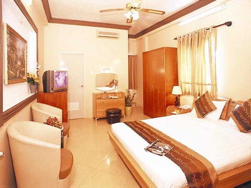Hanz 82 Sen Hotel Ho Şi Min Exterior foto